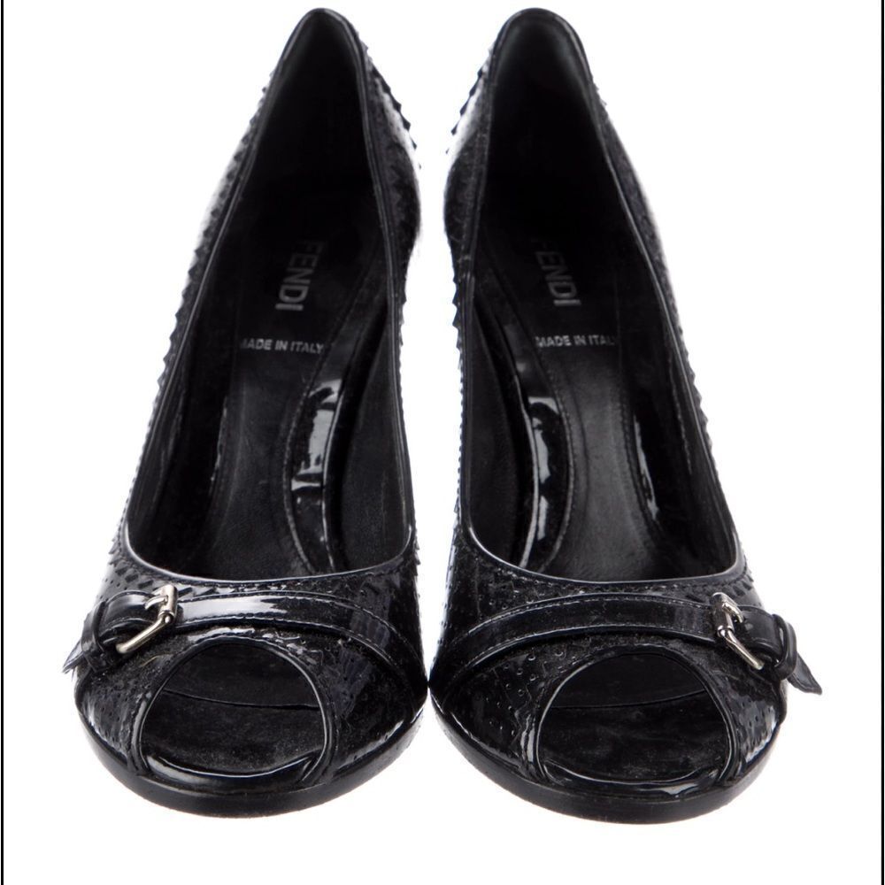 fendi black patent leather pumps